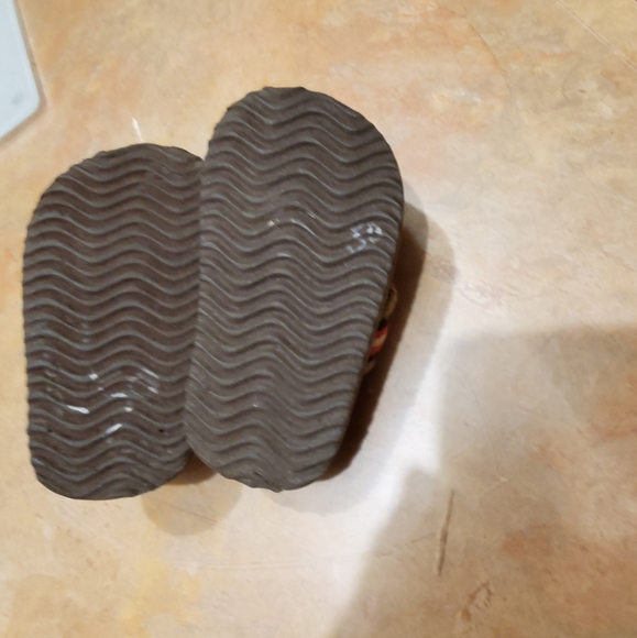 New flipflop sandal - Picture 3 of 3